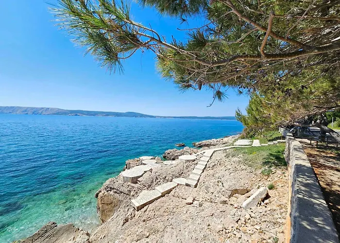 In 27342 Novi Vinodolski